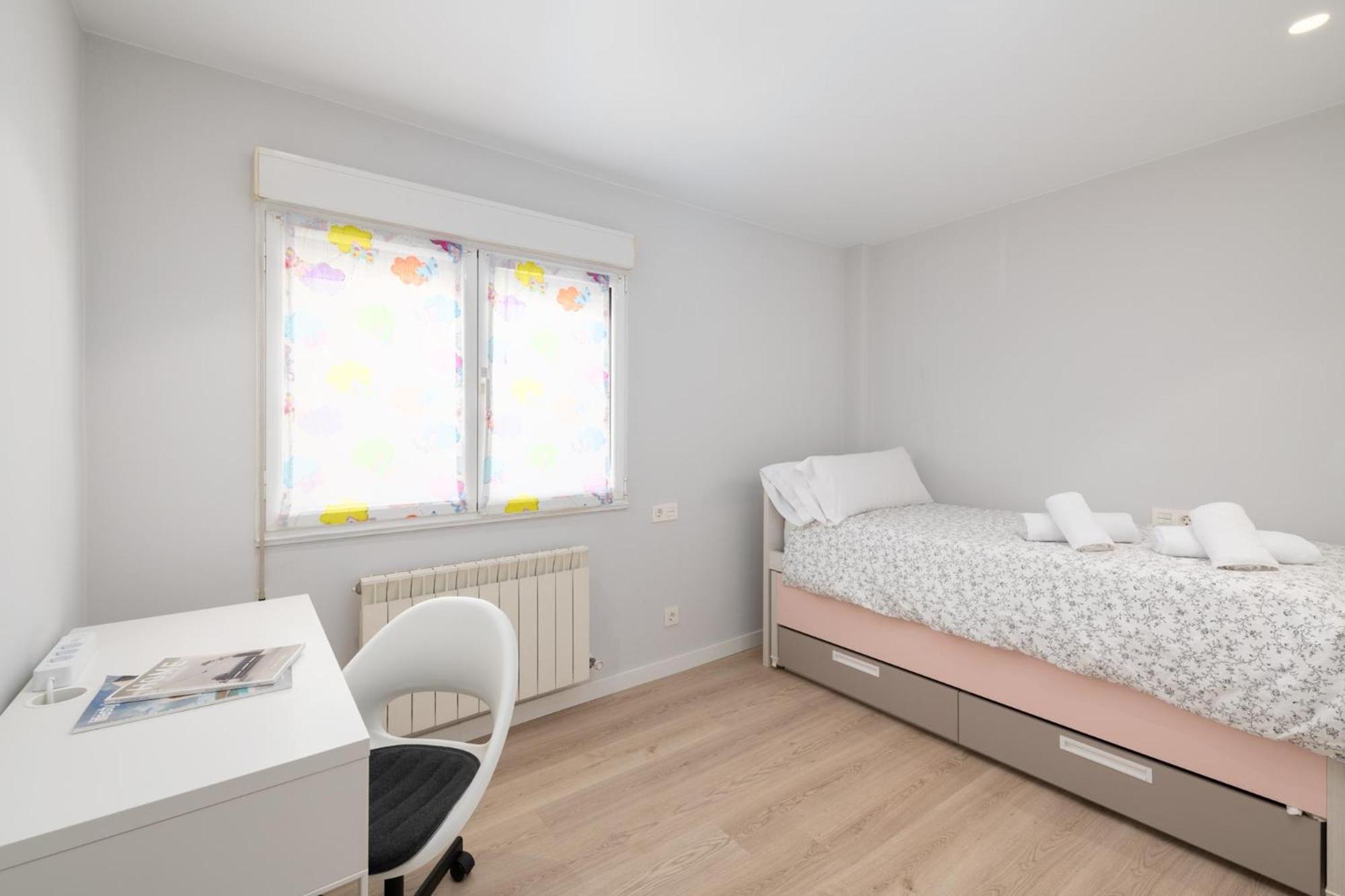 Espacio Moderno En Gijon Playa Eksteriør billede